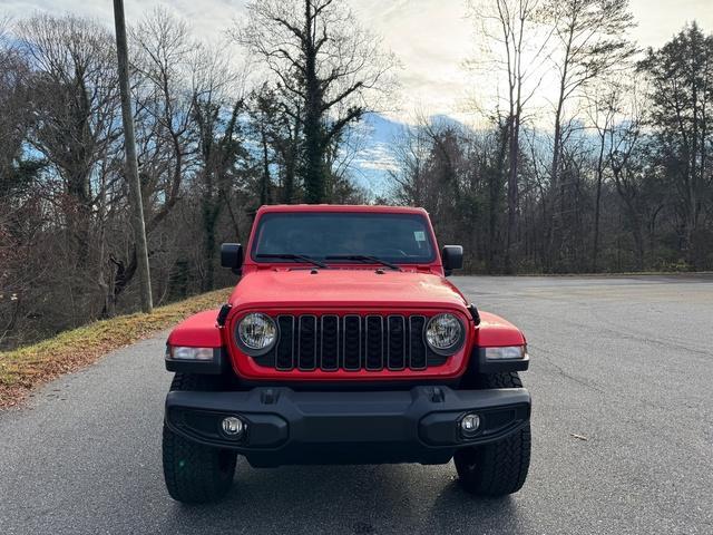 new 2025 Jeep Gladiator car, priced at $42,590