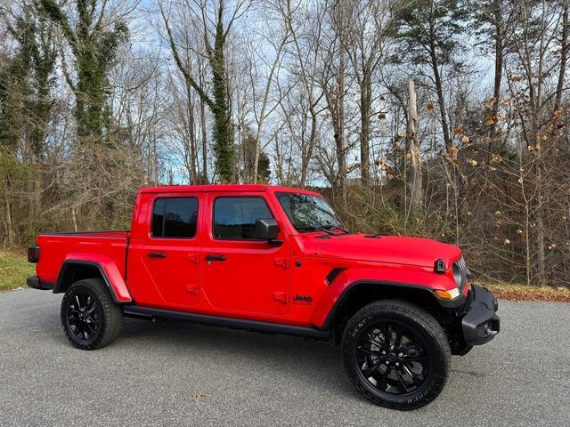 new 2025 Jeep Gladiator car, priced at $42,590