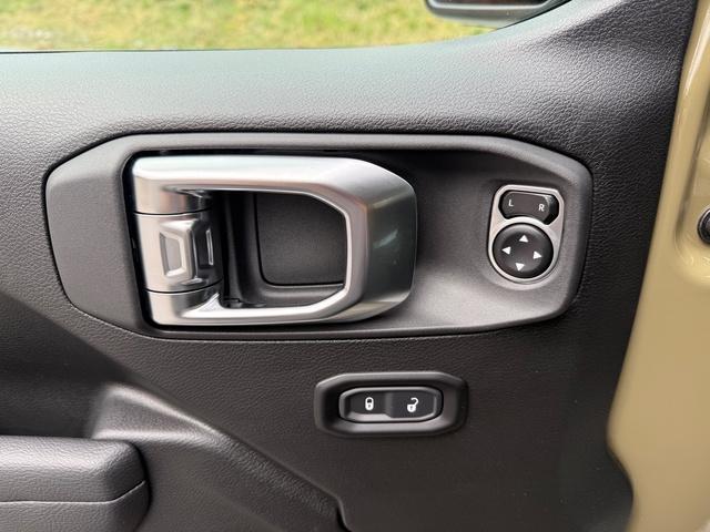 new 2025 Jeep Wrangler car, priced at $46,990