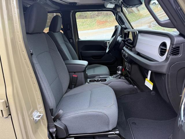 new 2025 Jeep Wrangler car, priced at $46,990