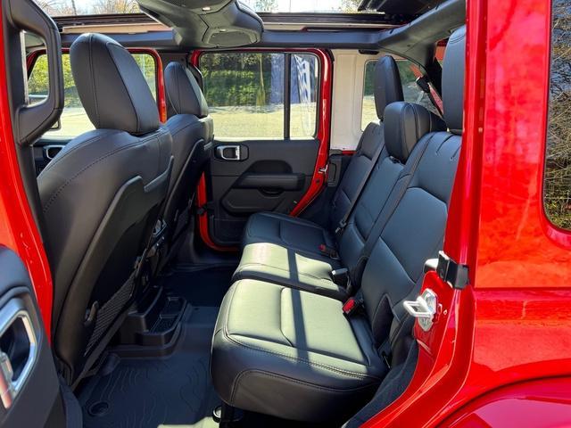 new 2025 Jeep Wrangler car, priced at $55,590