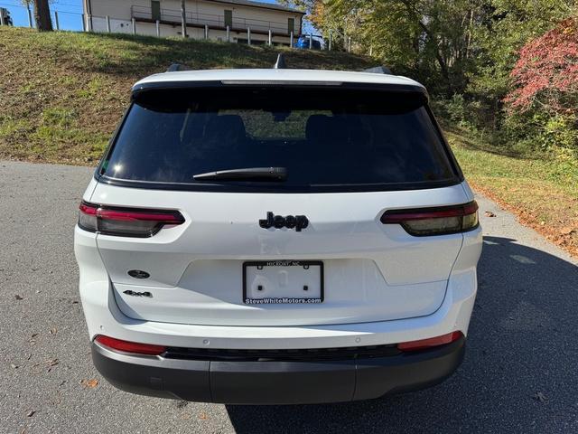 new 2025 Jeep Grand Cherokee L car, priced at $45,999