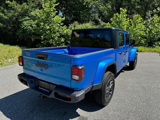 new 2024 Jeep Gladiator car, priced at $41,590