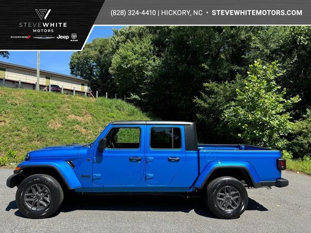 new 2024 Jeep Gladiator car, priced at $41,590