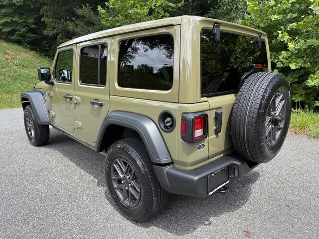 new 2025 Jeep Wrangler car, priced at $47,490