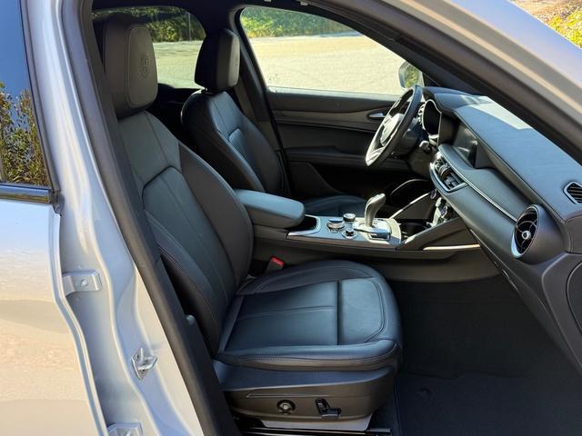 used 2022 Alfa Romeo Stelvio car, priced at $25,999