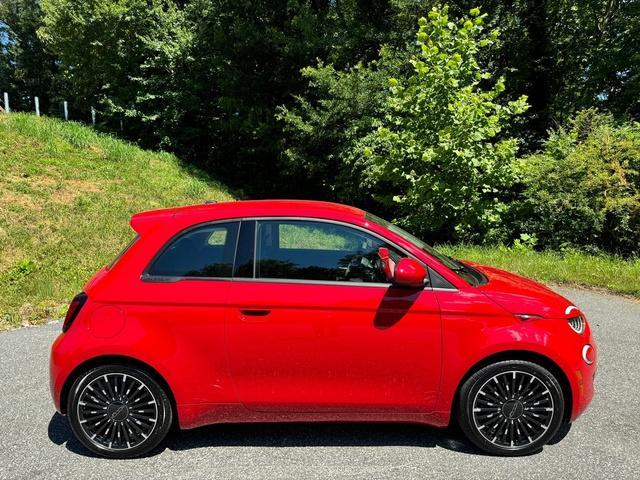 new 2024 FIAT 500e car, priced at $33,999