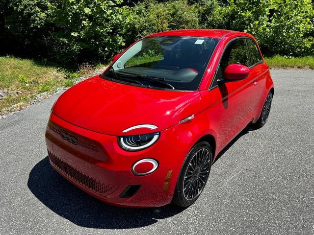 new 2024 FIAT 500e car, priced at $33,999