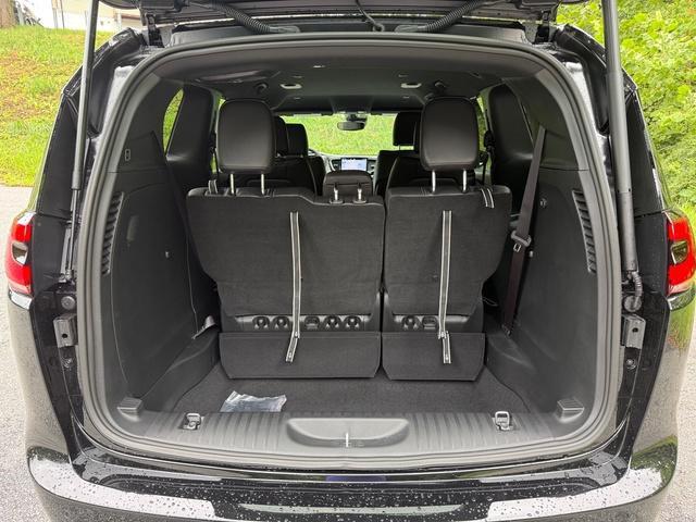 new 2026 Chrysler Pacifica car, priced at $37,999