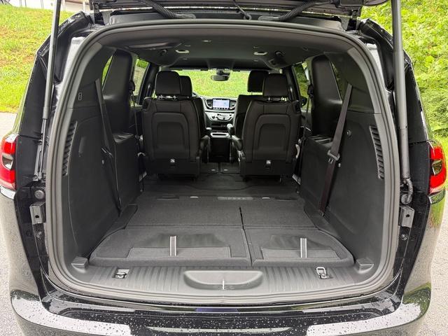 new 2026 Chrysler Pacifica car, priced at $37,999