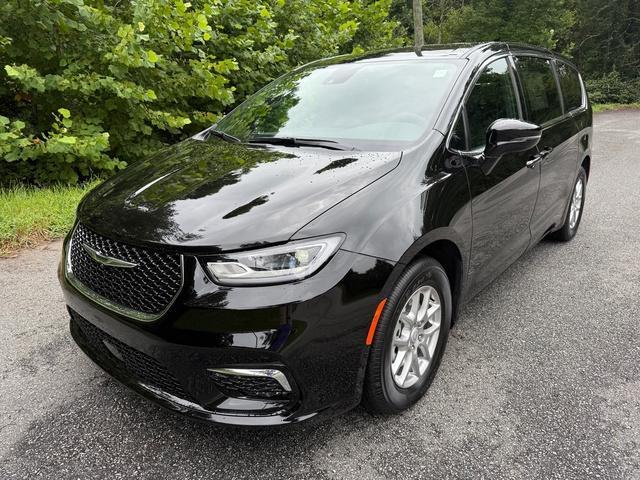 new 2026 Chrysler Pacifica car, priced at $37,999