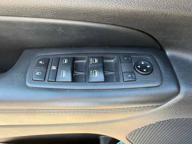 used 2021 Jeep Grand Cherokee car, priced at $21,999