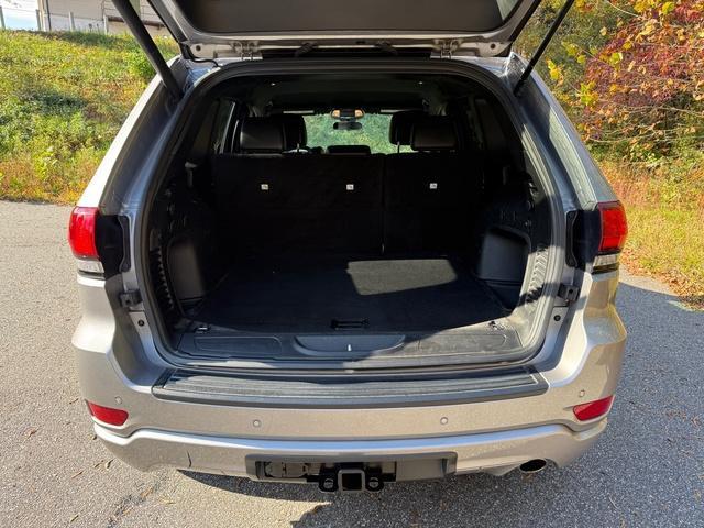 used 2021 Jeep Grand Cherokee car, priced at $21,999