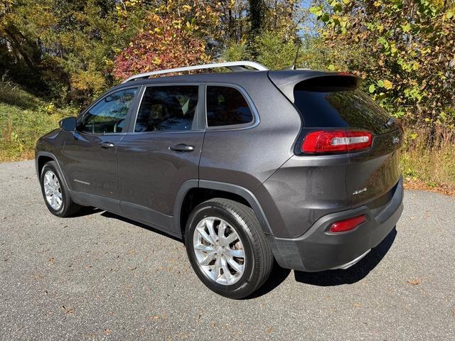 used 2017 Jeep Cherokee car, priced at $14,999