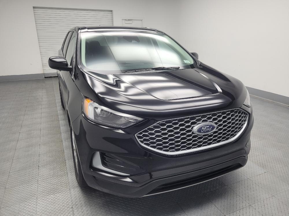 used 2024 Ford Edge car, priced at $29,095