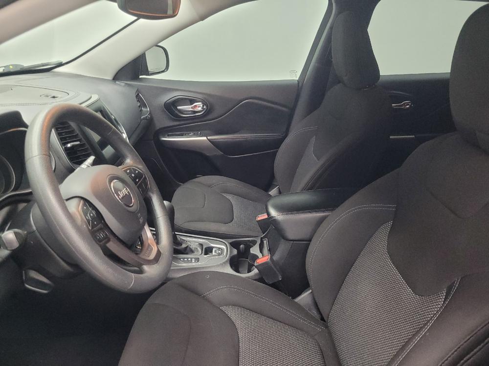 used 2021 Jeep Cherokee car, priced at $18,795