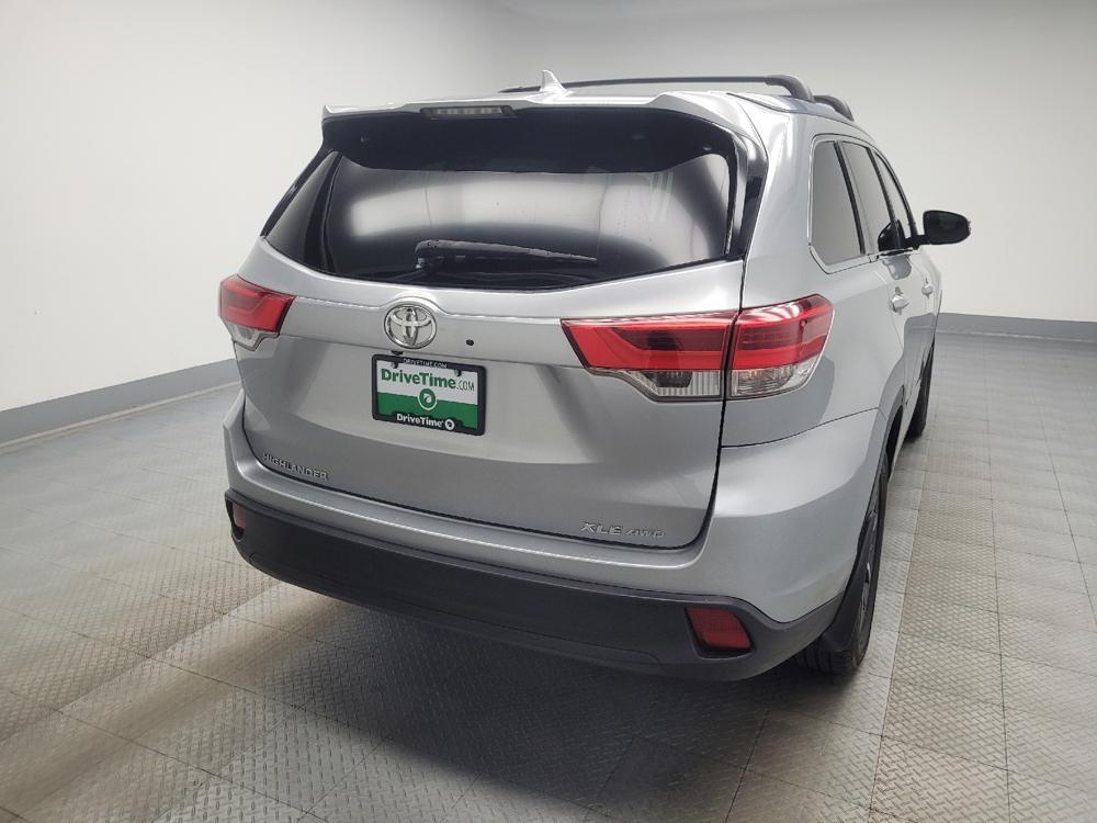 used 2017 Toyota Highlander car, priced at $23,895