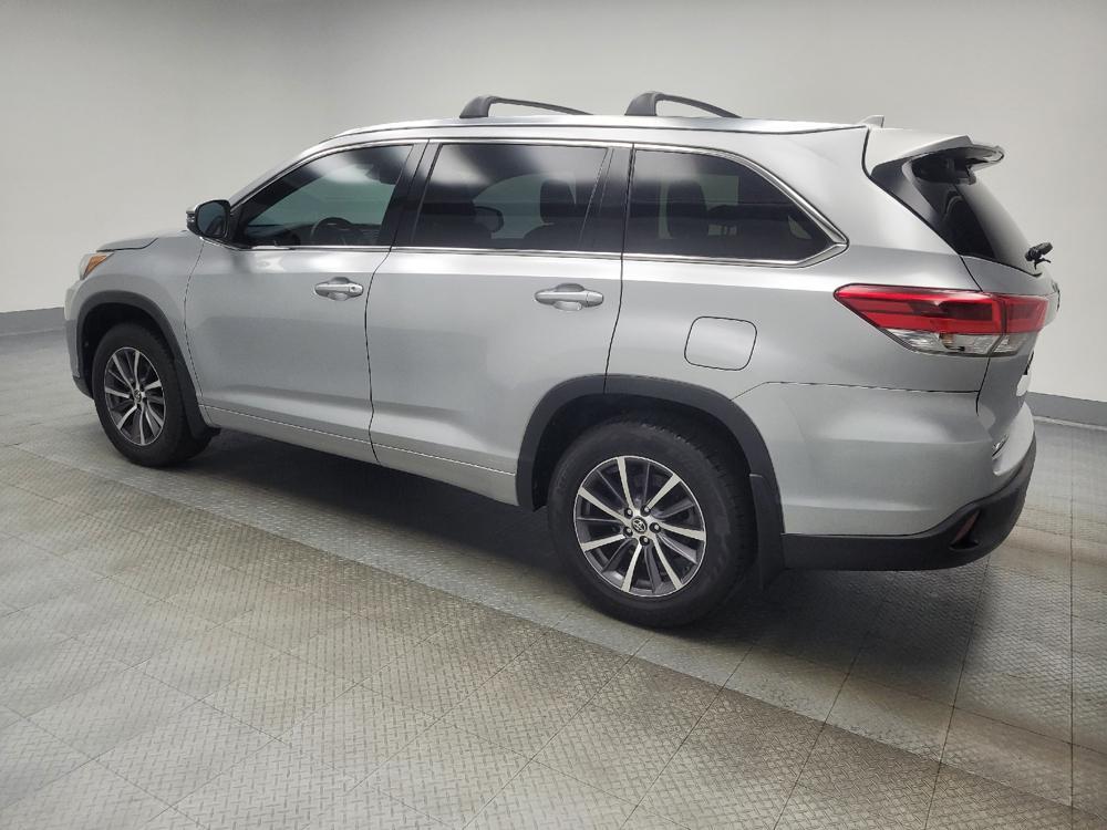 used 2017 Toyota Highlander car, priced at $23,895