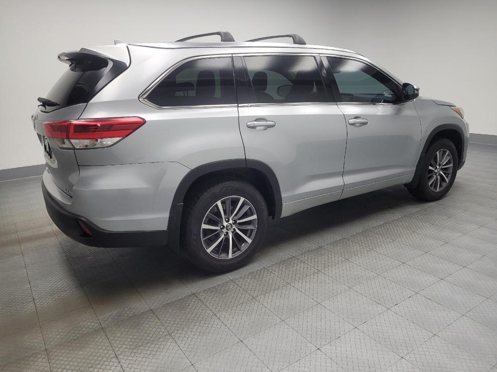used 2017 Toyota Highlander car, priced at $23,895