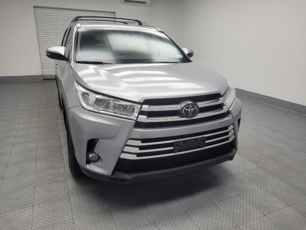 used 2017 Toyota Highlander car, priced at $23,895