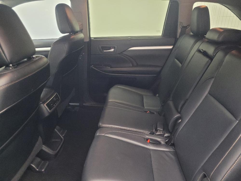 used 2017 Toyota Highlander car, priced at $23,895
