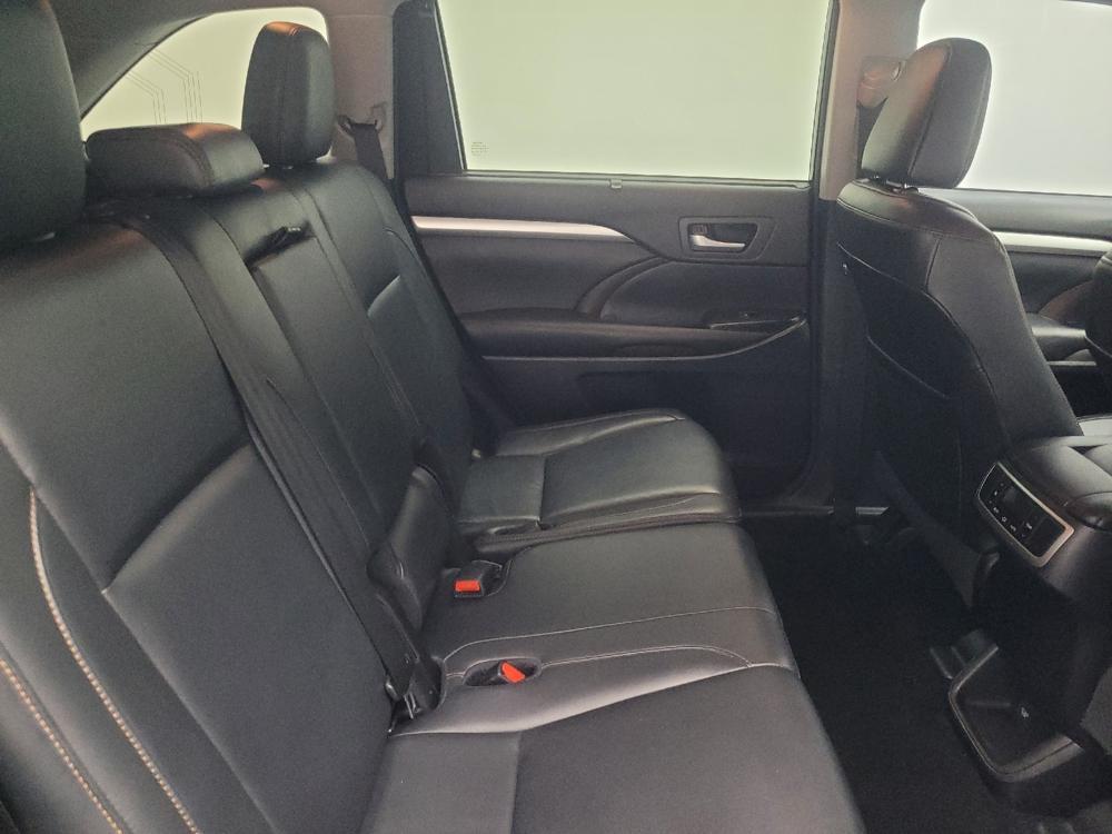 used 2017 Toyota Highlander car, priced at $23,895
