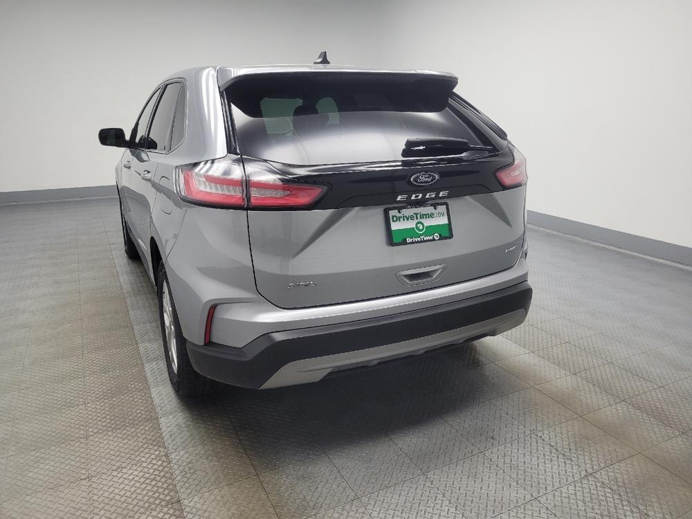 used 2024 Ford Edge car, priced at $24,295