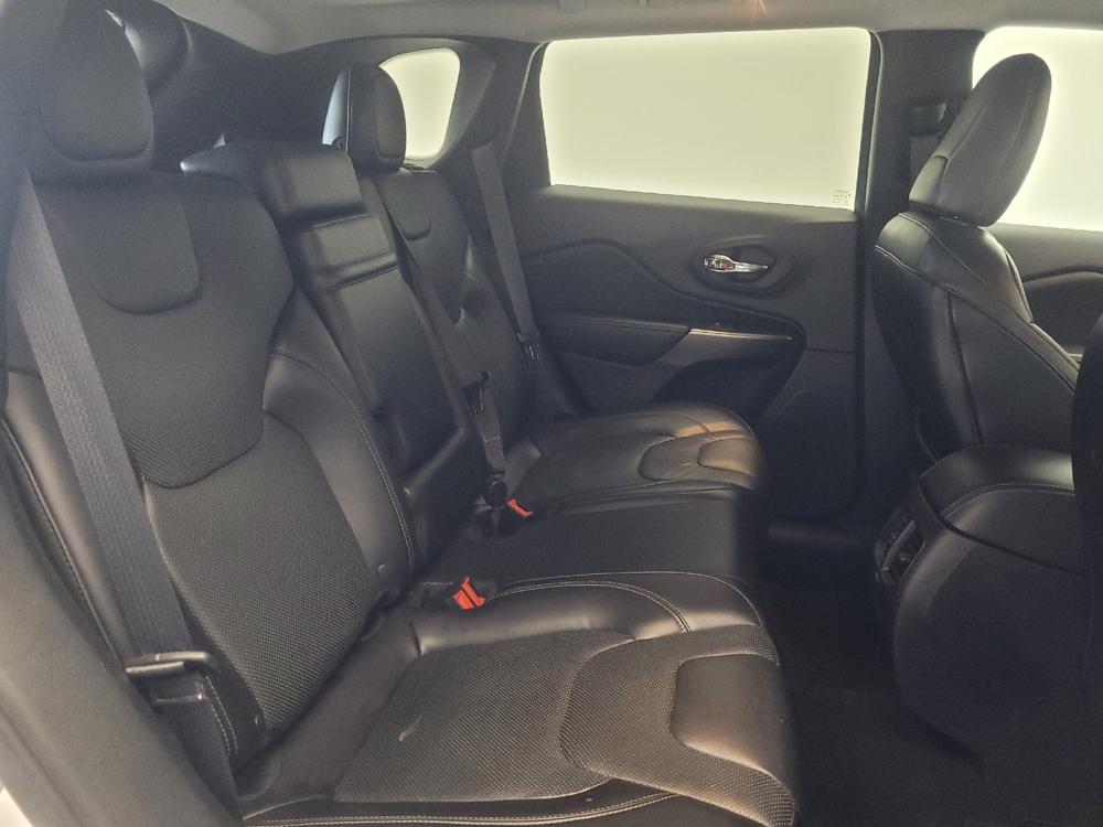 used 2019 Jeep Cherokee car, priced at $22,095