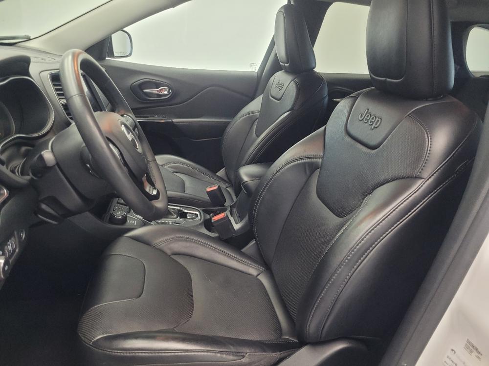 used 2023 Jeep Cherokee car, priced at $25,895