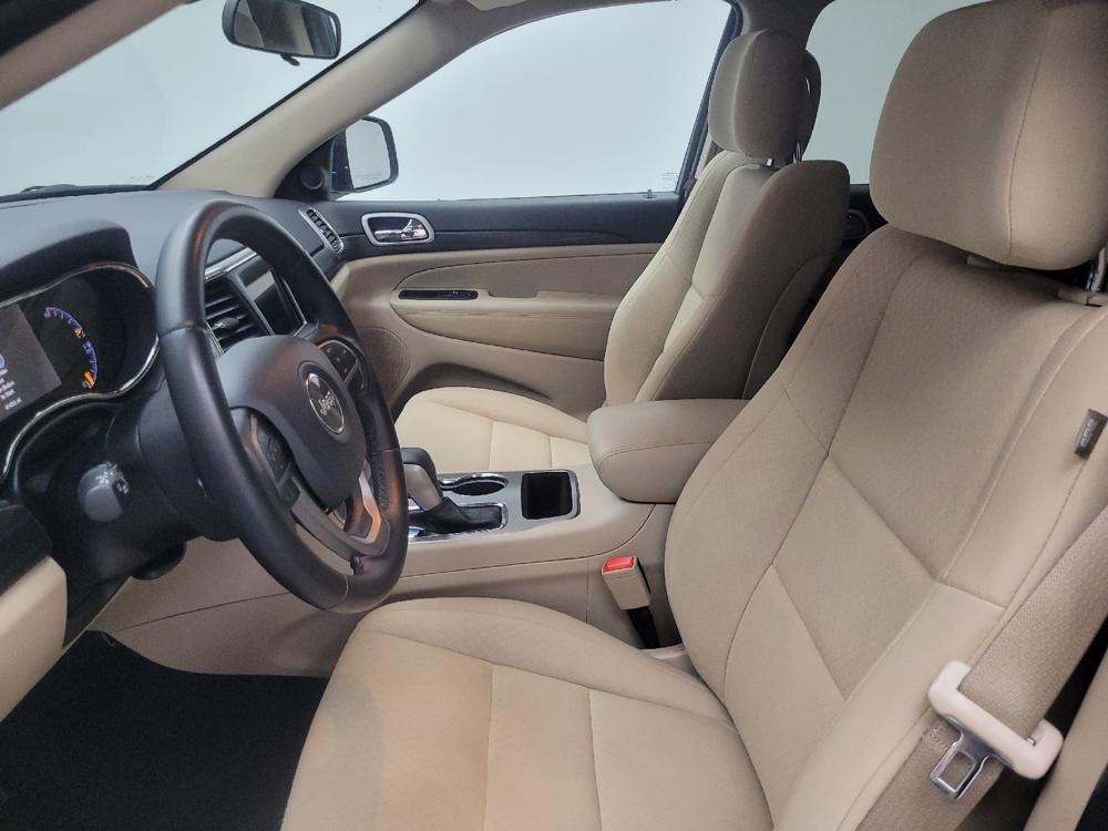 used 2021 Jeep Grand Cherokee car, priced at $25,195