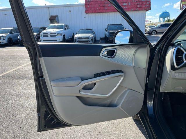 used 2023 Kia Soul car, priced at $17,946