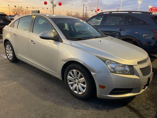 used 2011 Chevrolet Cruze car, priced at $3,500