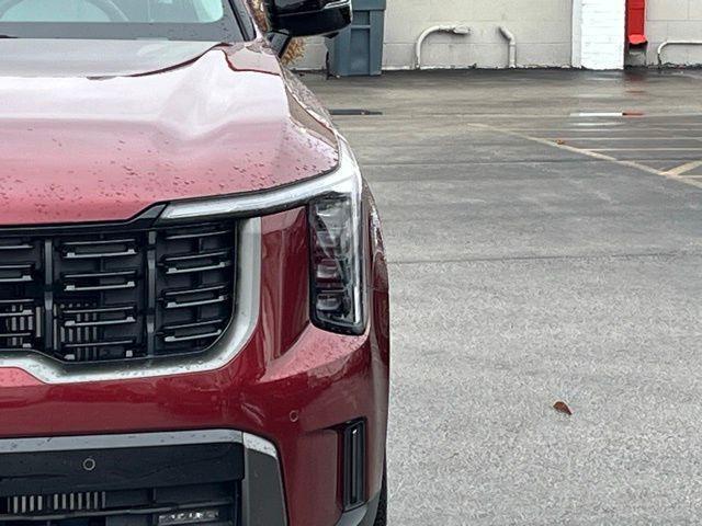 used 2025 Kia Sorento car, priced at $39,649