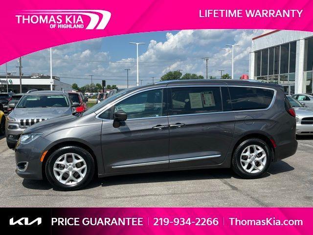 used 2020 Chrysler Pacifica car, priced at $22,169