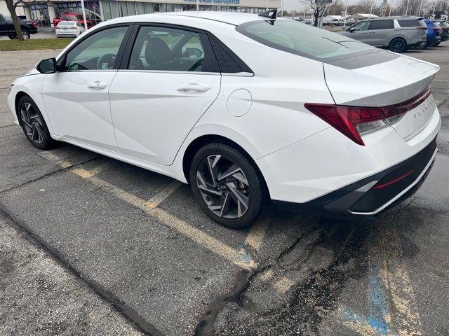 used 2025 Hyundai Elantra car, priced at $20,487