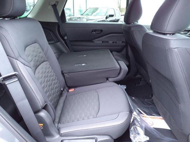 used 2025 Nissan Pathfinder car, priced at $38,258