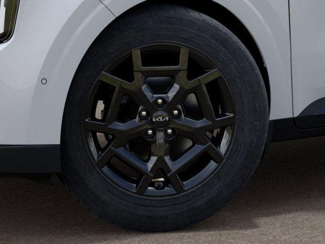 new 2025 Kia Carnival Hybrid car, priced at $53,950