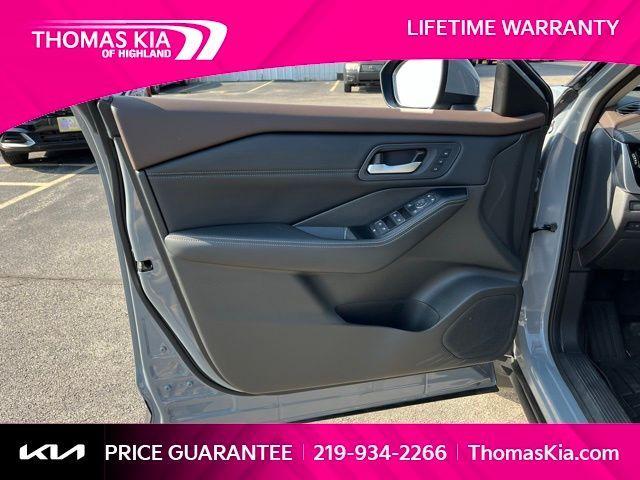 used 2023 Nissan Rogue car, priced at $26,308