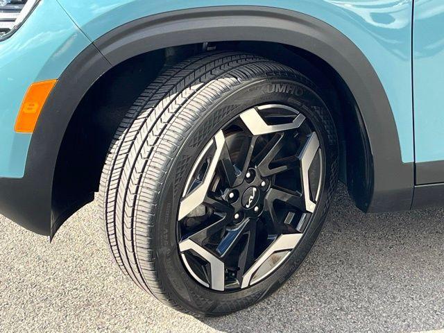 used 2024 Kia Seltos car, priced at $23,916