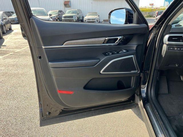 used 2022 Kia Telluride car, priced at $30,978