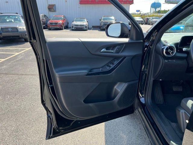 used 2025 Chevrolet Equinox car, priced at $26,733