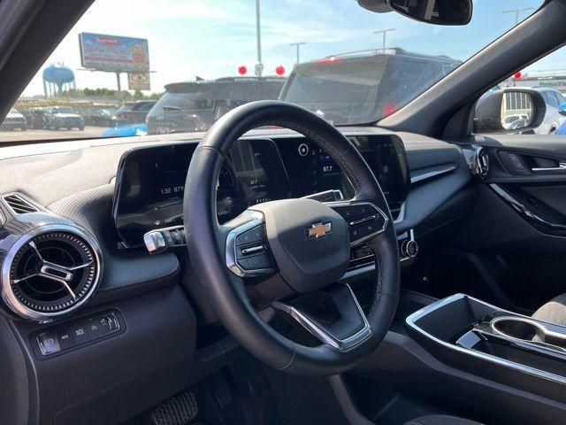 used 2025 Chevrolet Equinox car, priced at $26,733