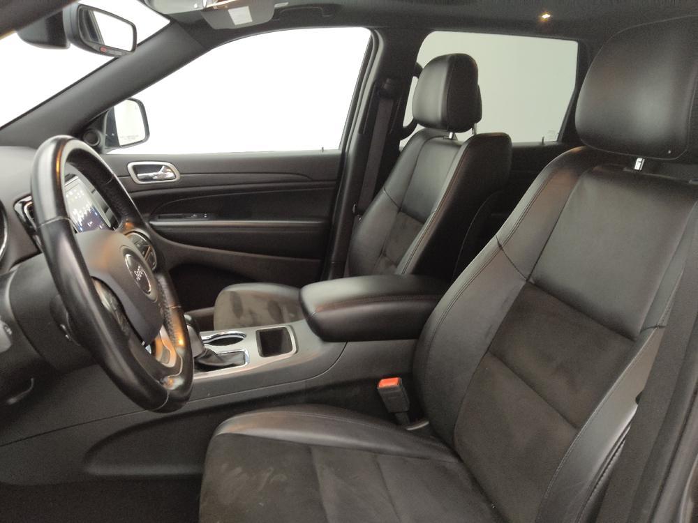 used 2020 Jeep Grand Cherokee car, priced at $26,195