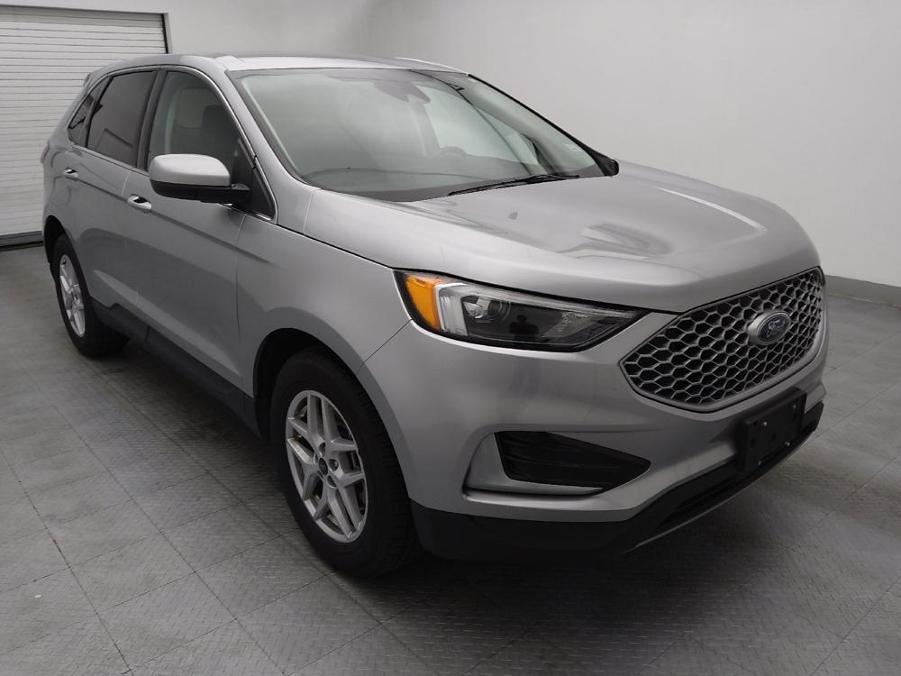 used 2024 Ford Edge car, priced at $26,895