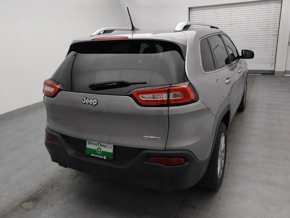 used 2018 Jeep Cherokee car, priced at $13,395