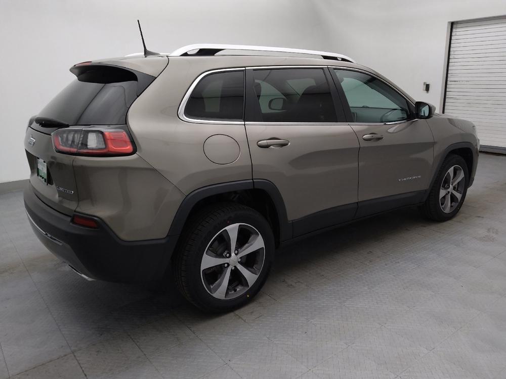used 2019 Jeep Cherokee car, priced at $21,095
