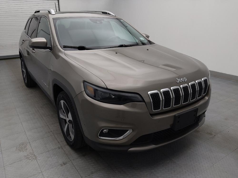 used 2019 Jeep Cherokee car, priced at $21,095