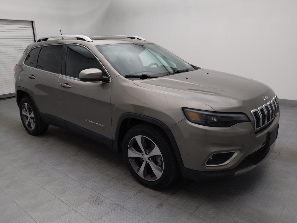 used 2019 Jeep Cherokee car, priced at $21,095