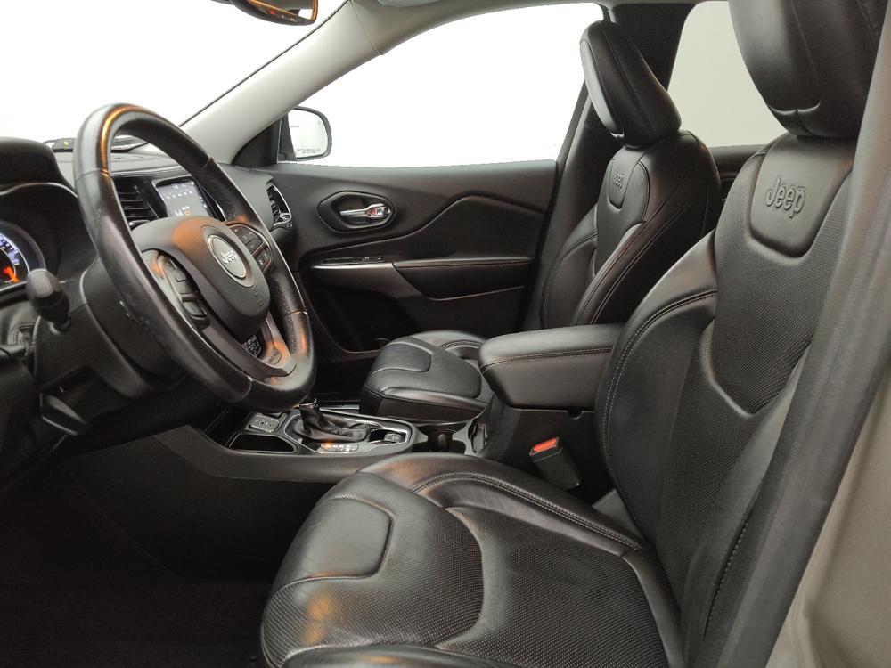 used 2019 Jeep Cherokee car, priced at $21,095