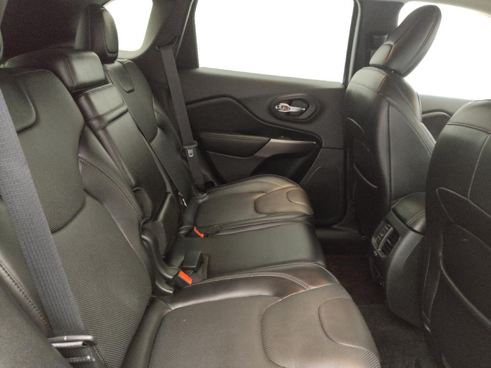 used 2019 Jeep Cherokee car, priced at $21,095